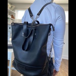 BLACK RUDSAK BACKPACK/PURSE !